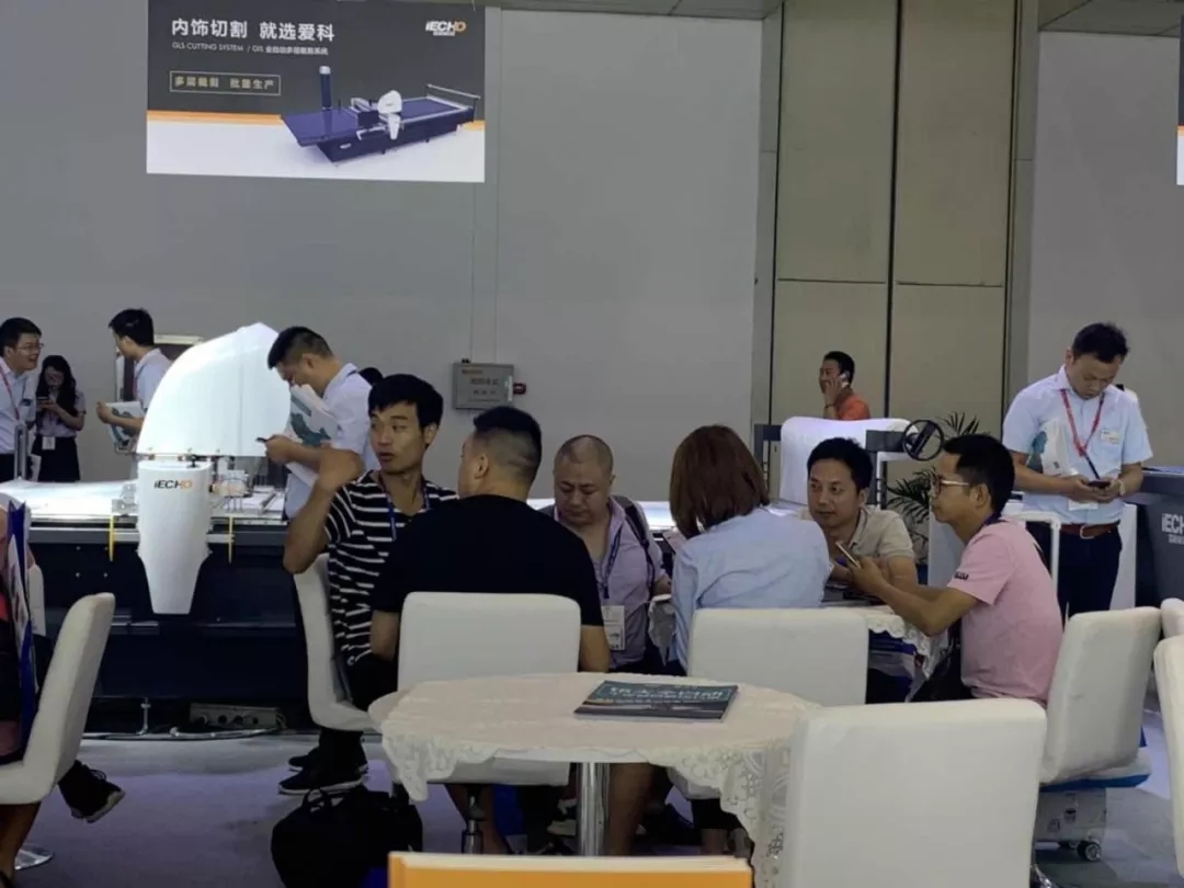 1562655589715790p214.jpg 1562655589715790p214.jpg