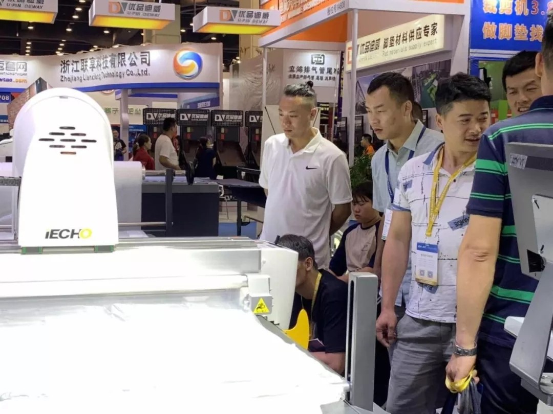 1562655589715790p215.jpg 1562655589715790p215.jpg